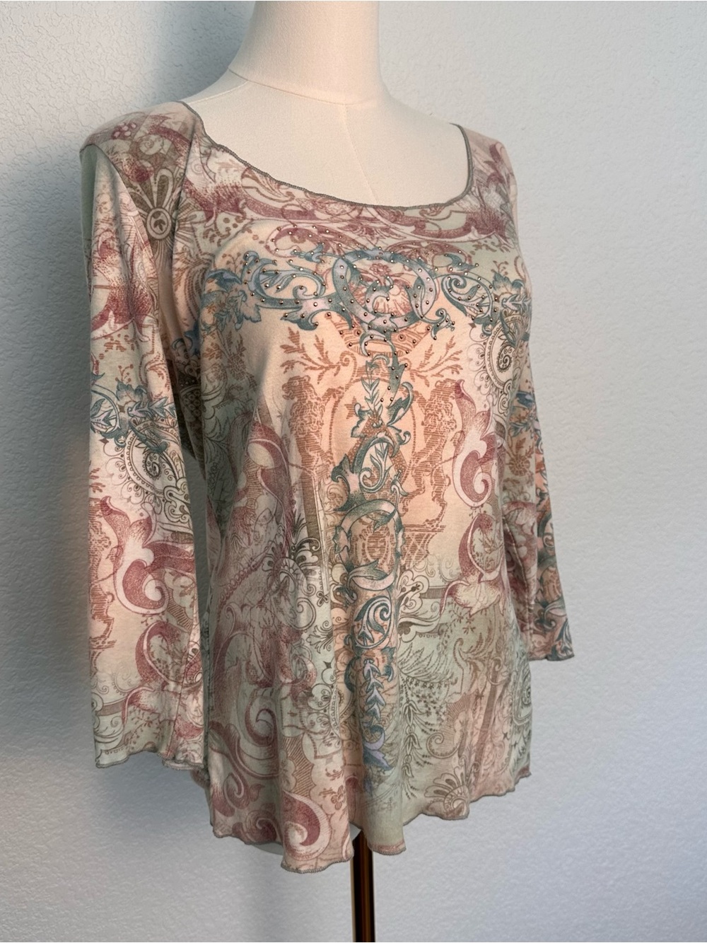 Women's Cream Paisley-Print Long Sleeve Top